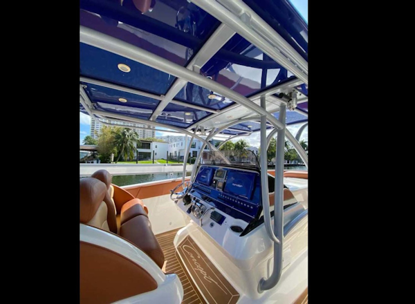 Concept-4400 Open 2013-Scutti Shark Ft. Lauderdale-Florida-United States-Helm-3226239