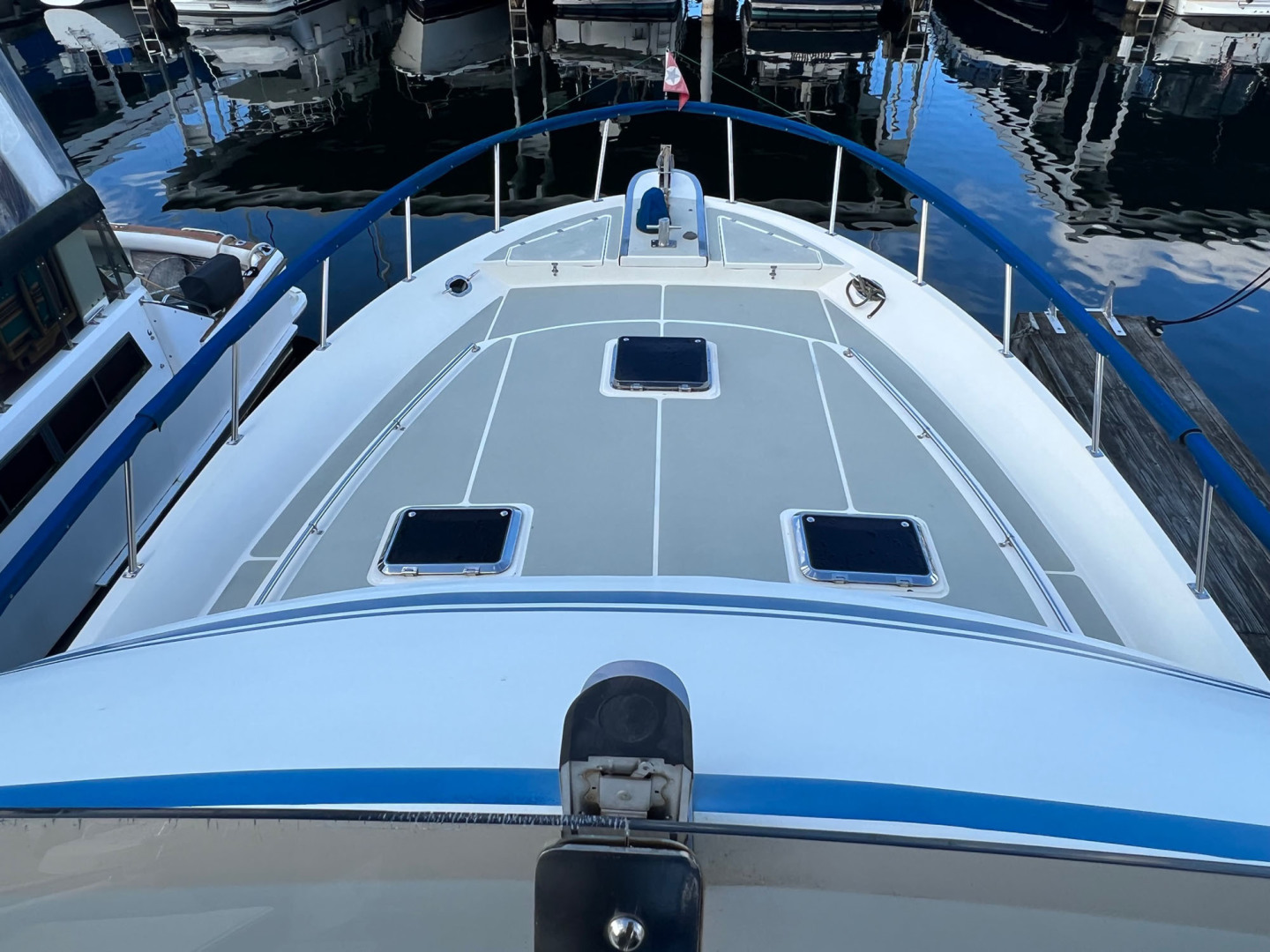 Custom-Taiwan Overseas Sundeck Performance 1986-The Tillie Seattle-Washington-United States-Foredeck From Flybridge-3229921 | Thumbnail