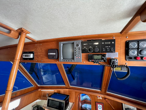 Custom-Taiwan Overseas Sundeck Performance 1986-The Tillie Seattle-Washington-United States-Lower Helm Port-3229907