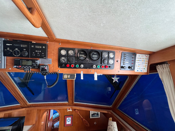 Custom-Taiwan Overseas Sundeck Performance 1986-The Tillie Seattle-Washington-United States-Lower Helm Starboard-3229909