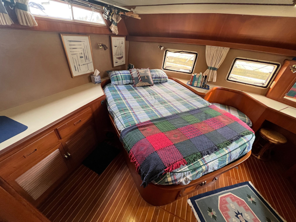 Custom-Taiwan Overseas Sundeck Performance 1986-The Tillie Seattle-Washington-United States-Aft Master Stateroom-3229915