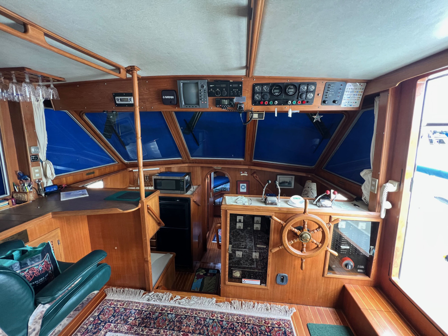 Custom-Taiwan Overseas Sundeck Performance 1986-The Tillie Seattle-Washington-United States-Lower Helm-3229908 | Thumbnail