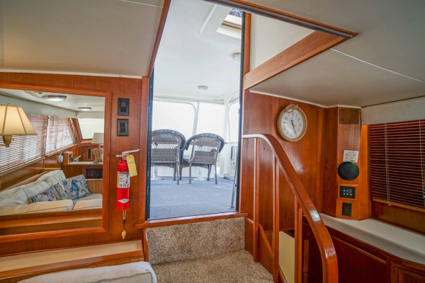 Californian-48 Motor Yacht 1989-Step 2 Bradenton-Florida-United States-Salon Entry Natural Wood Paneling In Good Condition-3231175