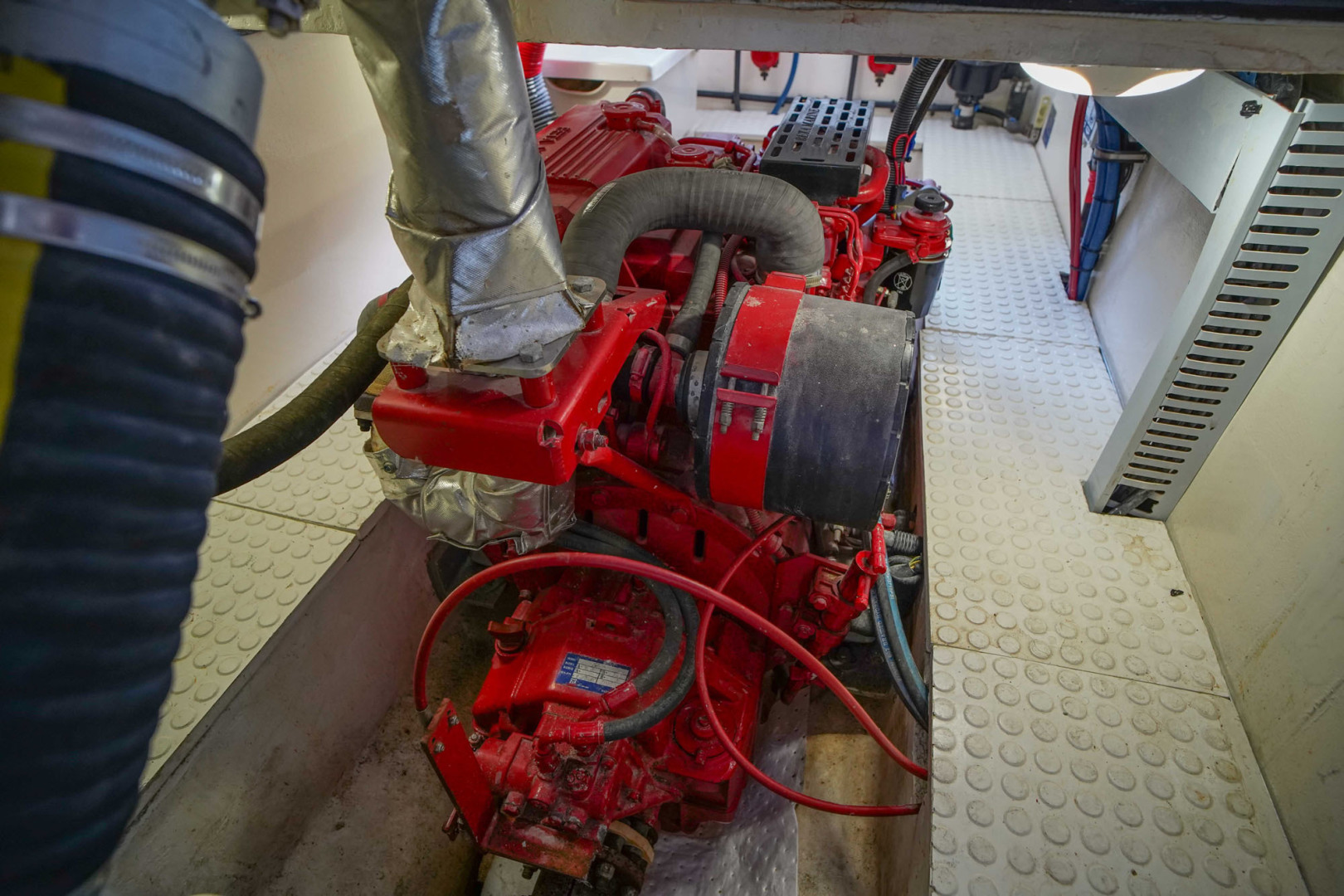 SeaPiper-35 2018-Cahoots St. Petersburg-Florida-United States-Engine Aft-3247998 | Thumbnail
