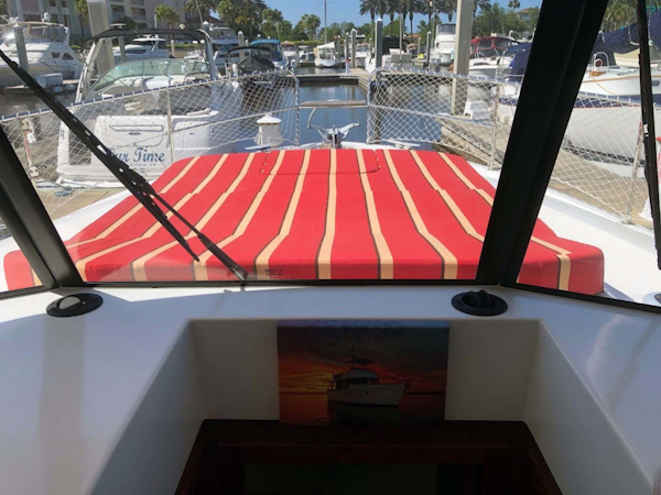 Beneteau-Swift Trawler 2013-ONS BOOTJE Palm Coast-Florida-United States-Cabin Looking Forward Thru Windshield-3265326