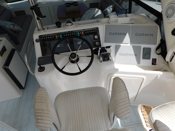 Riviera-48 Enclosed Flybridge 2003-Moxsea Merritt Island-Florida-United States-Helm-3267591