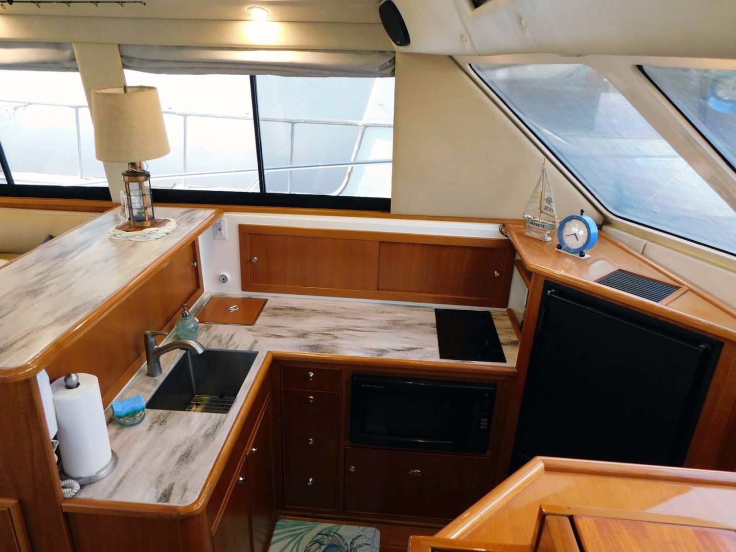 Riviera-48 Enclosed Flybridge 2003-Moxsea Merritt Island-Florida-United States-Galley-3274368 | Thumbnail