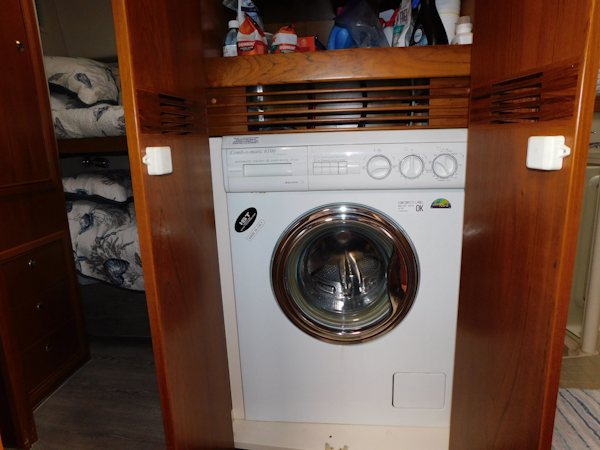 Riviera-48 Enclosed Flybridge 2003-Moxsea Merritt Island-Florida-United States-Washer/Dryer in Hallway-3267581