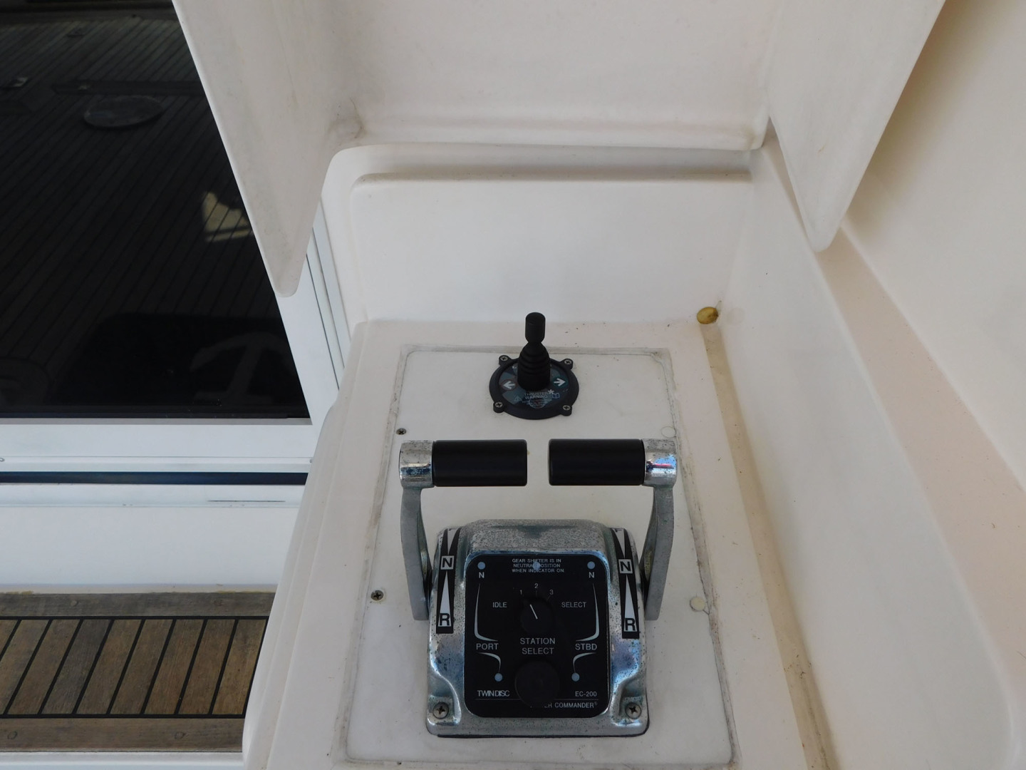 Riviera-48 Enclosed Flybridge 2003-Moxsea Merritt Island-Florida-United States-Cockpit Controls with Bow Thruster Controls-3267601 | Thumbnail