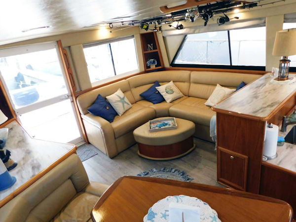 Riviera-48 Enclosed Flybridge 2003-Moxsea Merritt Island-Florida-United States-Salon Settee To Port-3274370