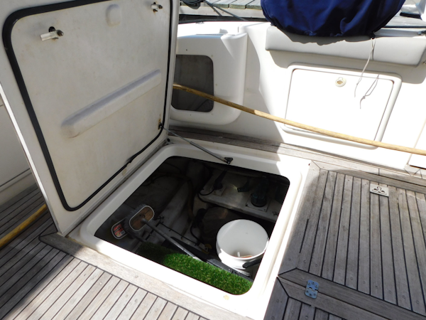 Riviera-48 Enclosed Flybridge 2003-Moxsea Merritt Island-Florida-United States-Lazarette Access-3267604