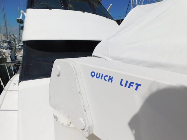 Riviera-48 Enclosed Flybridge 2003-Moxsea Merritt Island-Florida-United States-Quick Lift Dinghy Davit-3267584