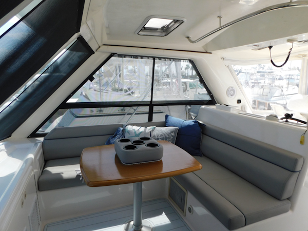 Riviera-48 Enclosed Flybridge 2003-Moxsea Merritt Island-Florida-United States-Starboard Side-3267595