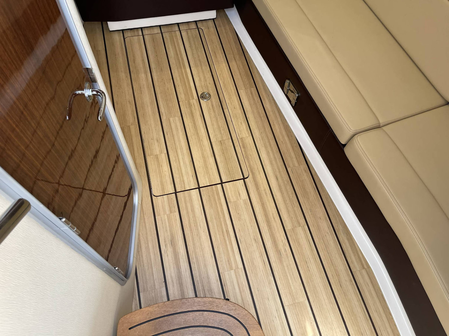 Regal-35SC 2015-RAMBLIN WRECK Mount Pleasant-South Carolina-United States-Floor Storage Locker-3266749 | Thumbnail