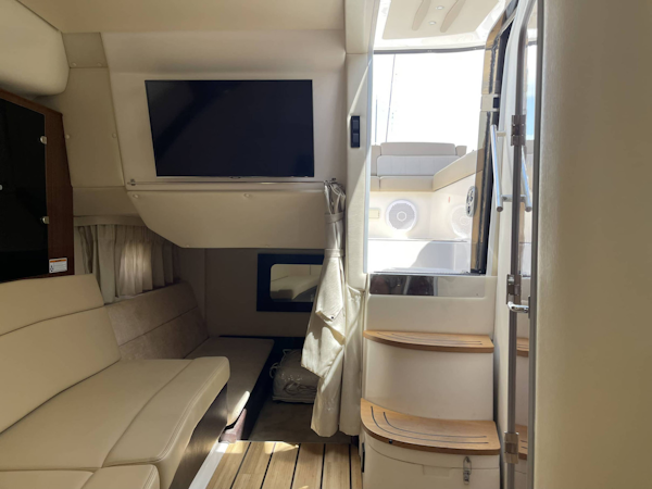 Regal-35SC 2015-RAMBLIN WRECK Mount Pleasant-South Carolina-United States-Salon Seating And TV-3266750