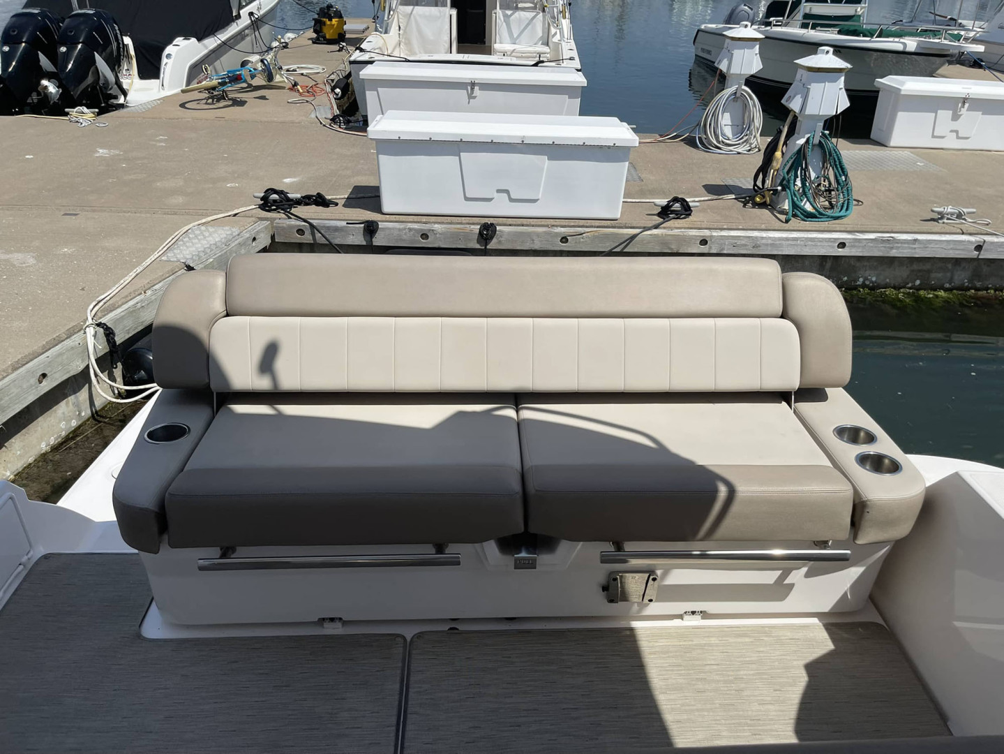 Regal-35SC 2015-RAMBLIN WRECK Mount Pleasant-South Carolina-United States-Cockpit Seating-3266767 | Thumbnail