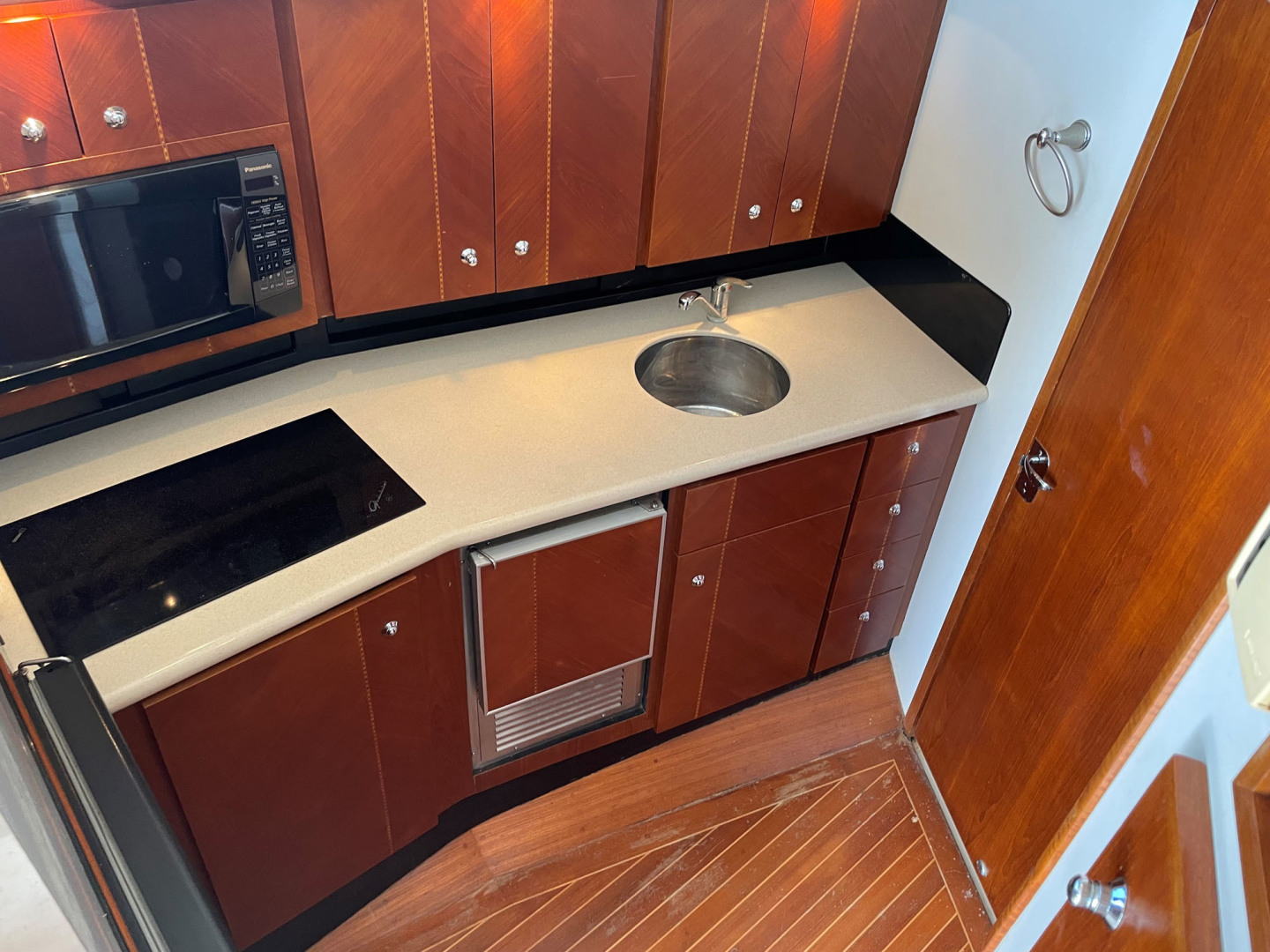 Jupiter-Convertible 2004-Pasta Lady Stuart-Florida-United States-Galley-3266845 | Thumbnail