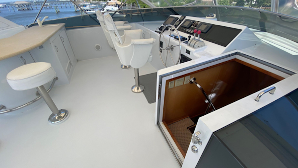 Hatteras-Motor Yacht Sport Deck 2003-Social Director Stuart-Florida-United States-3267761