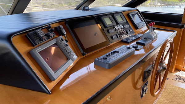 Hatteras-Motor Yacht Sport Deck 2003-Social Director Stuart-Florida-United States-3267746