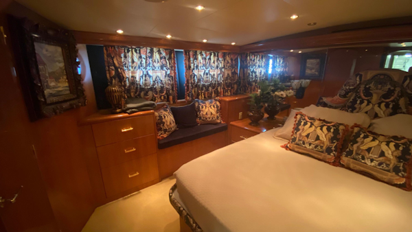 Hatteras-Motor Yacht Sport Deck 2003-Social Director Stuart-Florida-United States-3267748