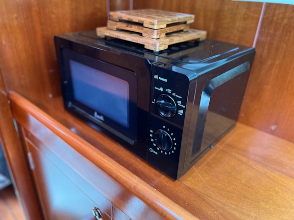 Beneteau-Oceanis 44CC 2000-Vado Passo Merritt Island-Florida-United States-Microwave-3268798