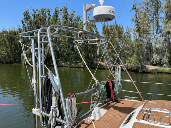Beneteau-Oceanis 44CC 2000-Vado Passo Merritt Island-Florida-United States-Dinghy Davit And Garmin-3268813