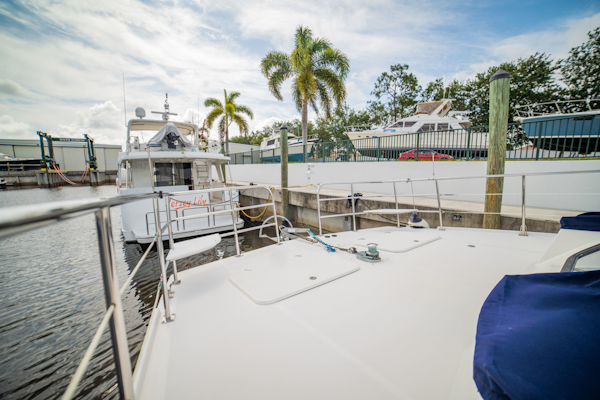 Endeavour-38 Trawlercat 2004-Rhode Home Stuart-Florida-United States-Foredeck And Windlass-3276342