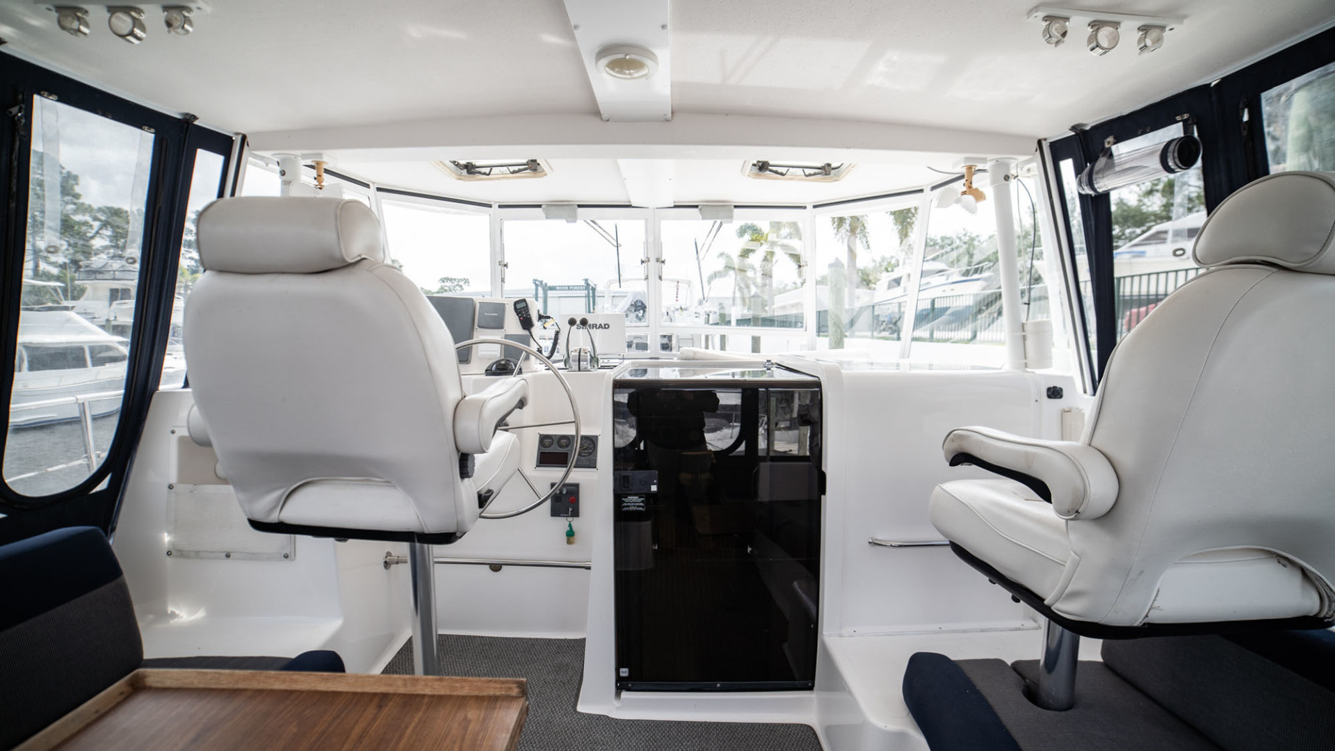 Endeavour-38 Trawlercat 2004-Rhode Home Stuart-Florida-United States-Helm Deck-3276350 | Thumbnail