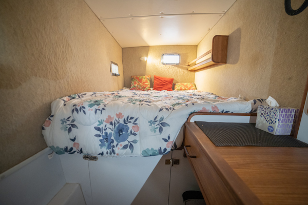 Endeavour-38 Trawlercat 2004-Rhode Home Stuart-Florida-United States-Master Berth-3276337