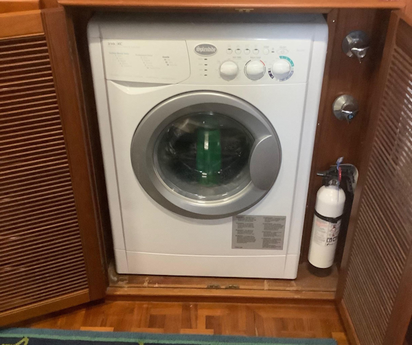 Grand Banks-42 Classic 1993-Santa Maria Stuart-Florida-United States-Washer And Dryer-3303574