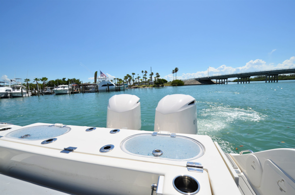 Cobia-301 Center Console 2019-Get The Net Stuart-Florida-United States-Dual Transom Livewells-3306994