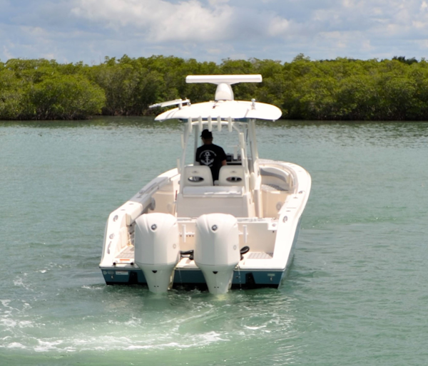 Cobia-301 Center Console 2019-Get The Net Stuart-Florida-United States-Painted White Yamaha 300 Engines -Warranty 11/2025 -3306995