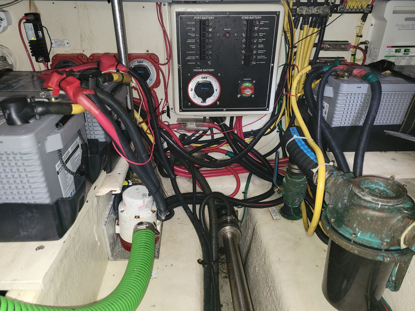 Mainship-400 Trawler 2007-ADRIFT Stuart-Florida-United States-Engine Room Aft-3313113 | Thumbnail