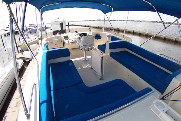 Mainship-400 Trawler 2007-ADRIFT Stuart-Florida-United States-Seating in Flybridge Forward-3313071