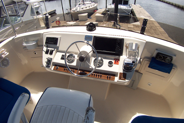 Mainship-400 Trawler 2007-ADRIFT Stuart-Florida-United States-Flybridge Helm Station-3313098