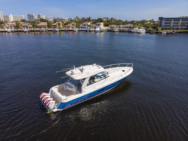 Intrepid-477 Evolution 2020 -Delray-Florida-United States-3337203