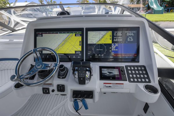 Intrepid-477 Evolution 2020 -Delray-Florida-United States-3337216