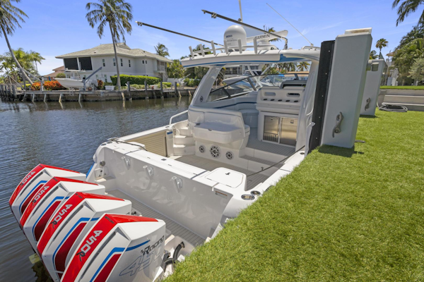 Intrepid-477 Evolution 2020 -Delray-Florida-United States-3337208