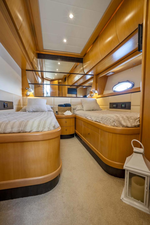 Pershing-76 Motor Yacht 2005-Denise Santa Marta-Colombia-2005 Pershing 76 Motor Yacht  Denise  Starboard Guest Stateroom-3333428