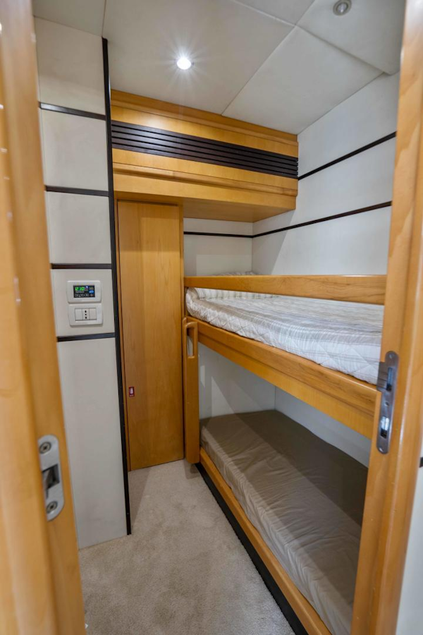 Pershing-76 Motor Yacht 2005-Denise Santa Marta-Colombia-2005 Pershing 76 Motor Yacht  Denise  Port Guest Stateroom-3333419