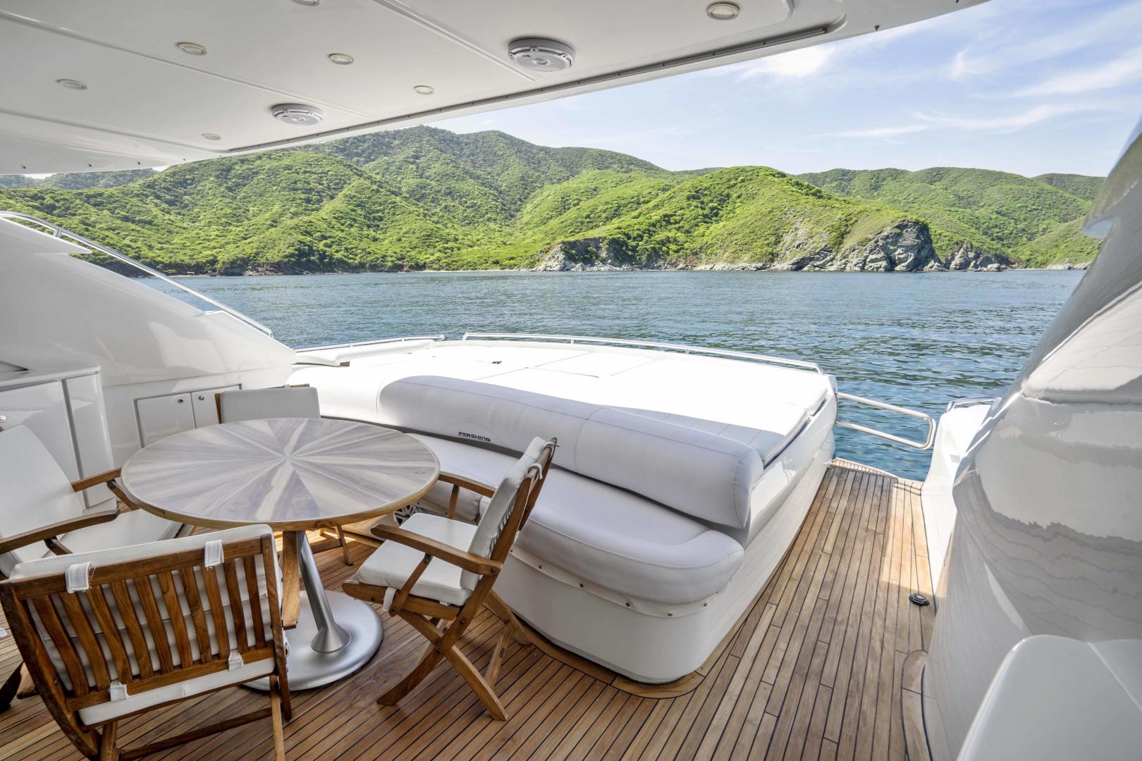 Pershing-76 Motor Yacht 2005-Denise Santa Marta-Colombia-2005 Pershing 76 Motor Yacht  Denise  Cockpit-3333408 | Thumbnail