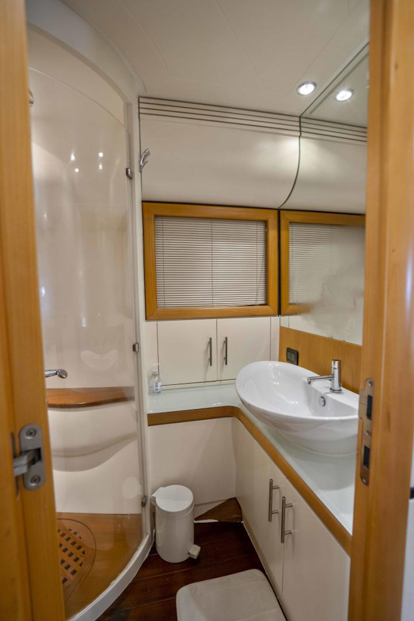 Pershing-76 Motor Yacht 2005-Denise Santa Marta-Colombia-2005 Pershing 76 Motor Yacht  Denise  Forward VIP Stateroom Head-3333416