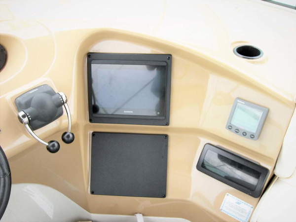 Carver-450 Voyager Pilothouse 2002-Shonda Sue Venice-Florida-United States-Bridge Electronics-3333475
