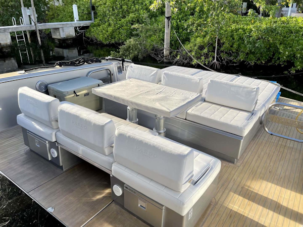 Pardo Yachts-43 2018-Silver Surfer Aventura-Florida-United States-Cockpit Seating And Table-3350060