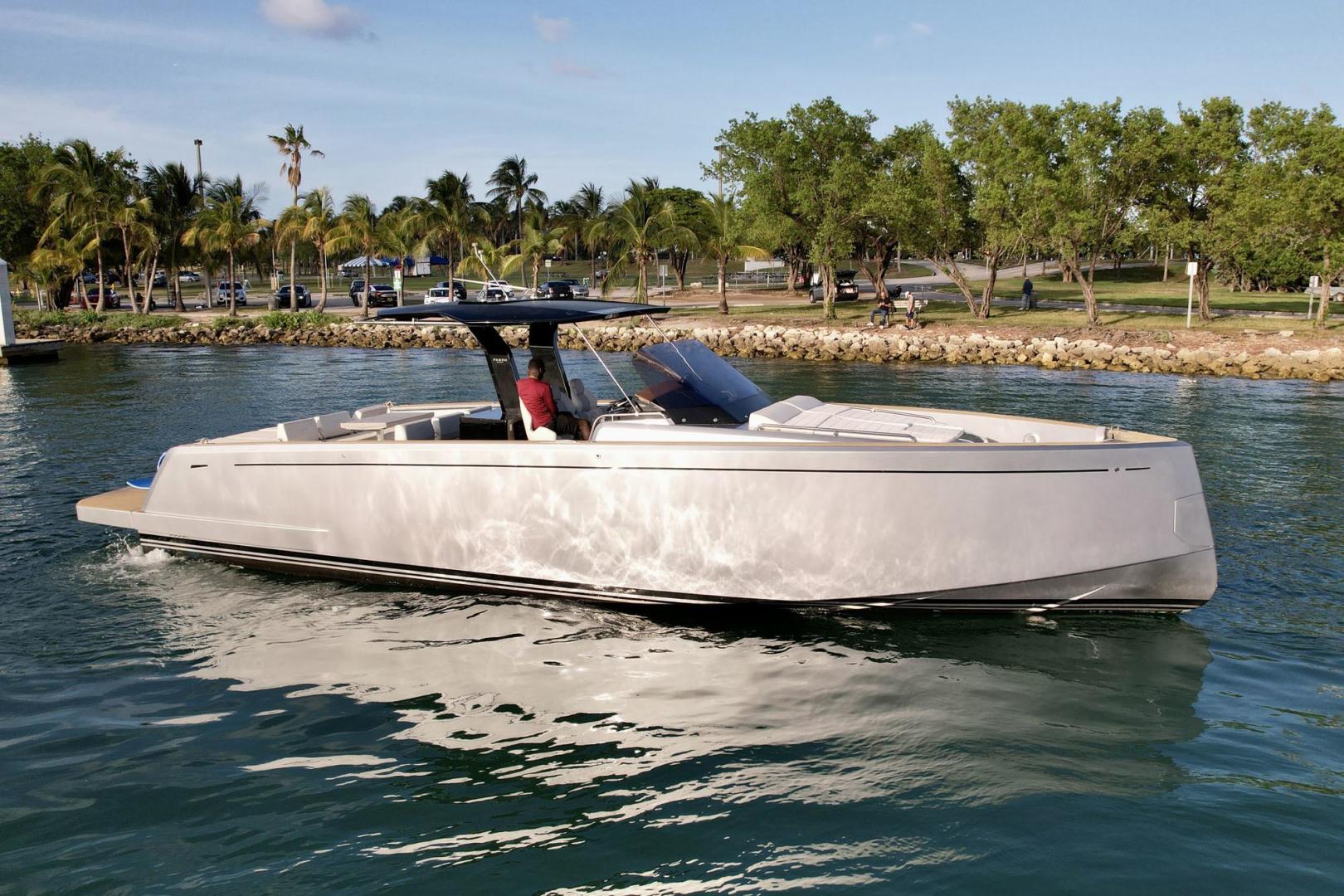 Pardo Yachts-43 2018-Silver Surfer Aventura-Florida-United States-Starboard Bow-3350062 | Thumbnail