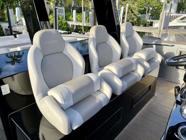 Pardo Yachts-43 2018-Silver Surfer Aventura-Florida-United States-Helm Seats-3350052