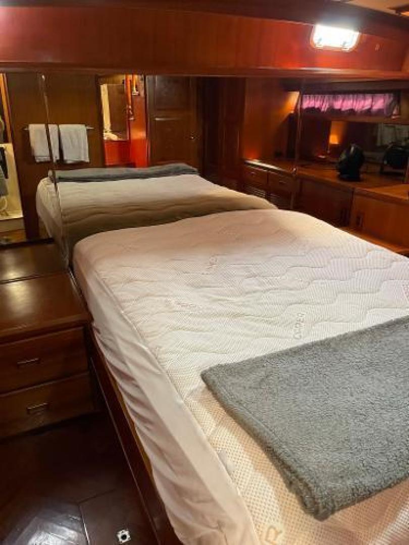 Heritage East-Sundeck Trawler 1989 -Fort Lauderdale-Florida-United States-3363004 | Thumbnail