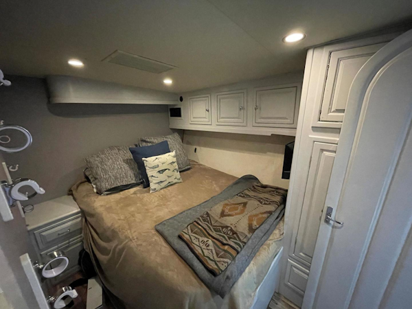 Custom Carolina-Lewis Brothers 54 Flybridge S/F 1995-Bodacious Cape May-New Jersey-United States-3371114