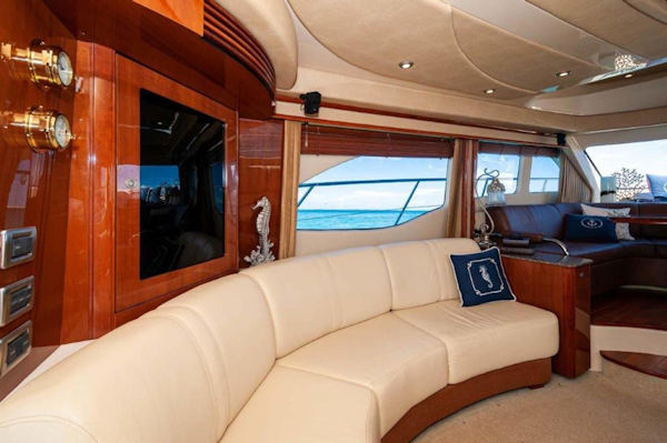 Sea Ray-Sedan Bridge 2007-Ruth Anne Destin-Florida-United States-Salon-3380074