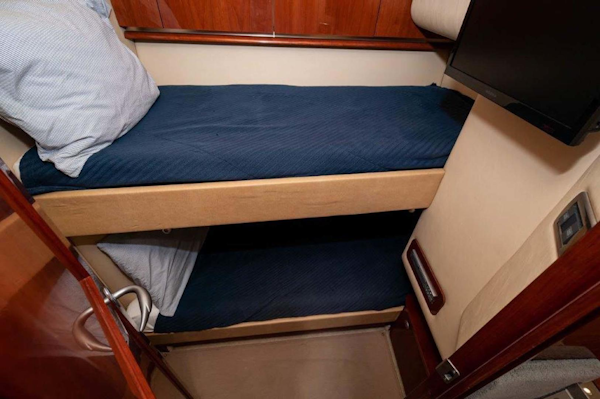 Sea Ray-Sedan Bridge 2007-Ruth Anne Destin-Florida-United States-Bunk Room-3380094